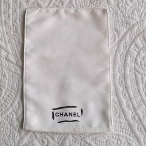 Chanel dust pouch